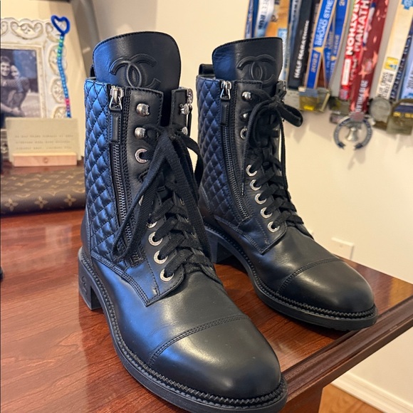 CHANEL Black Quilted Combat Boots. Size 42 - Picture 1 of 15